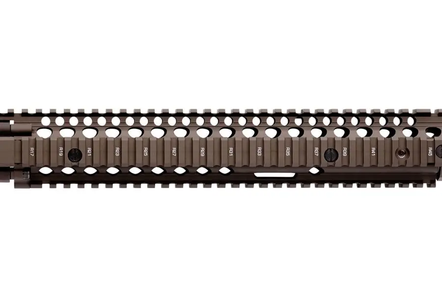 Daniel Defense RIS II M4A1 ASSEMBLY FDE
