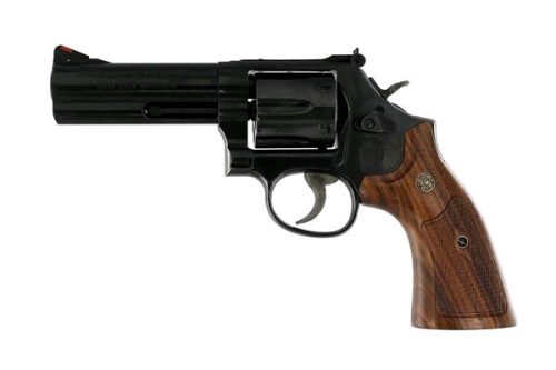 586 357MAG 4" BL/WD AS 6RD 150909 DIST COMBAT MAGNUM