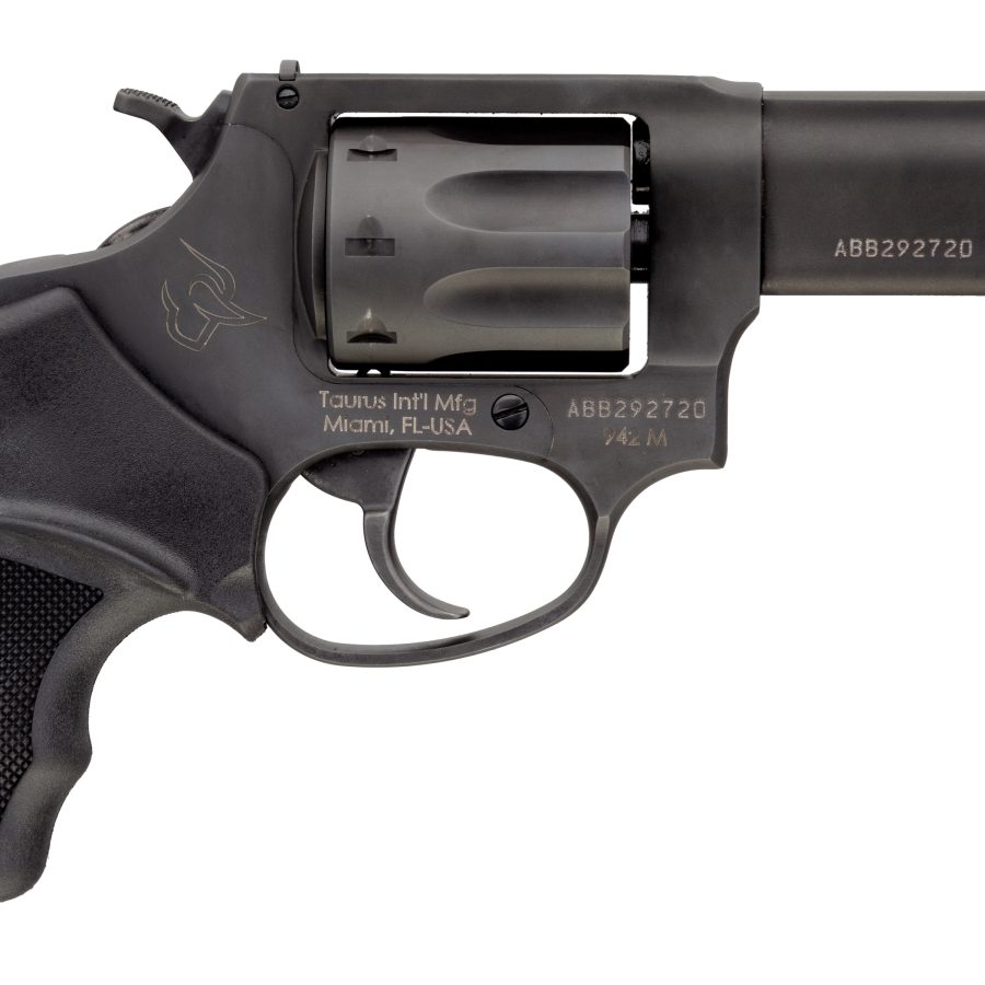 942 ULT LT 22MAG BK/BK 3" 8RD 2-942M031UL